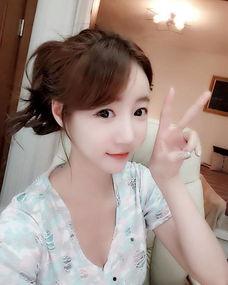 叫雪梨的女主播,网络红人的魅力与影响力揭秘