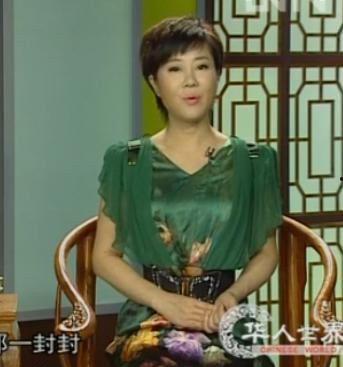 央视女主播露底,引发网友热议